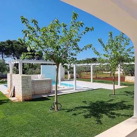 Holiday home Serena Piscina Tra Ulivi,6 Km Dalla *
